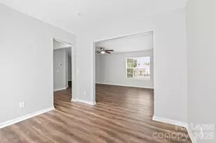 5731 Laborde Ave, Charlotte, NC 28269 - Photo 4