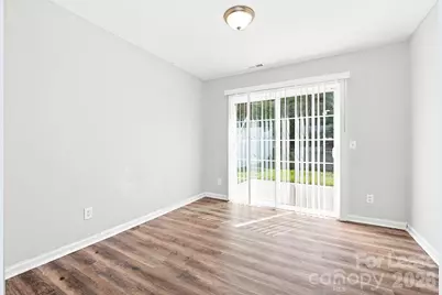5731 Laborde Avenue, Charlotte, NC 28269 - Photo 6