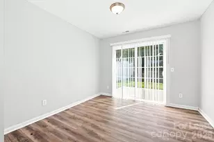 5731 Laborde Ave, Charlotte, NC 28269 - Photo 6