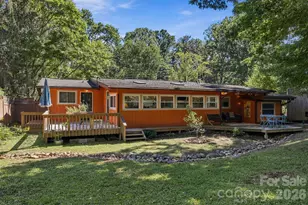 16 Melton Dr, Asheville, NC 28805 - Photo 10