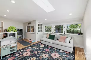 16 Melton Dr, Asheville, NC 28805 - Photo 4