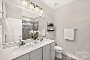 1728 Town Oak Ln, Charlotte, NC 28205 - Photo 30
