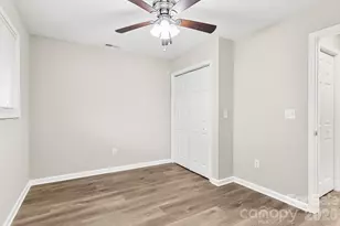 2427 Carrington Ct, Charlotte, NC 28208 - Photo 24
