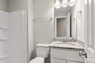 2427 Carrington Ct, Charlotte, NC 28208 - Photo 20