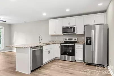 2427 Carrington Court, Charlotte, NC 28208 - Photo 10