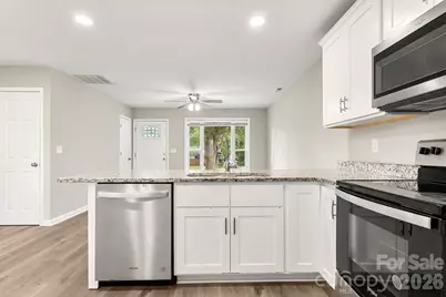 2427 Carrington Court, Charlotte, NC 28208 - Photo 12