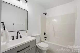 3432 Kelsey Emma Ct, Charlotte, NC 28269 - Photo 20