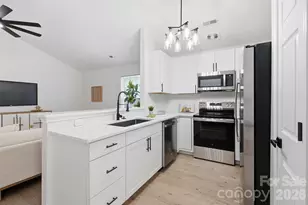 3432 Kelsey Emma Ct, Charlotte, NC 28269 - Photo 12