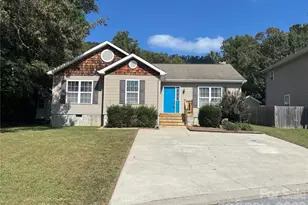 151 W Newberry Dr, Fletcher, NC 28732 - Photo 2