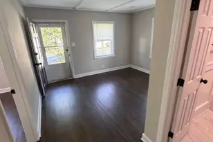 1900 Welch Pl, Charlotte, NC 28216 - Photo 2