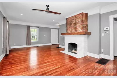 408 W 6th Avenue, Gastonia, NC 28052 - Photo 2