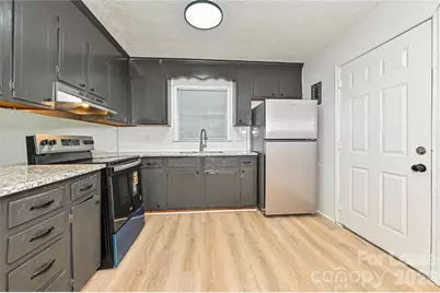 162 American Avenue NE, Concord, NC 28025 - Photo 6