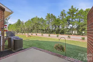 102 Brandywine Dr, Conover, NC 28613 - Photo 24