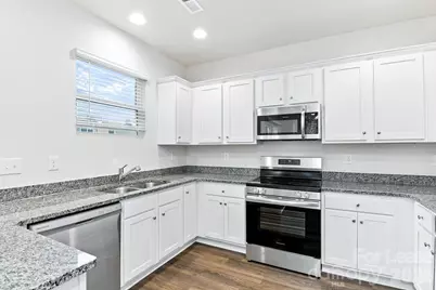 233 W Grover Street, Shelby, NC 28150 - Photo 4