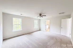 7230 Kinley Commons Ln, Charlotte, NC 28278 - Photo 4
