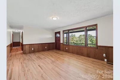 727 E Lyda Road, Hendersonville, NC 28792 - Photo 4