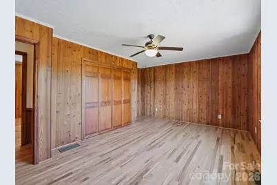 727 E Lyda Road, Hendersonville, NC 28792 - Photo 18