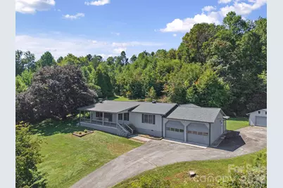 727 E Lyda Road, Hendersonville, NC 28792 - Photo 2