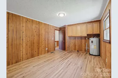 727 E Lyda Road, Hendersonville, NC 28792 - Photo 20