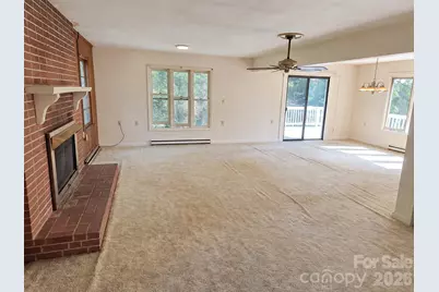 414 Heather Circle, Hendersonville, NC 28739 - Photo 4