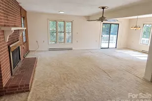 414 Heather Cir, Hendersonville, NC 28739 - Photo 4
