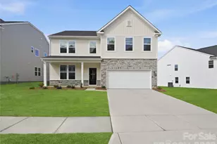 6233 Ludell Ln, Charlotte, NC 28215 - Photo 2