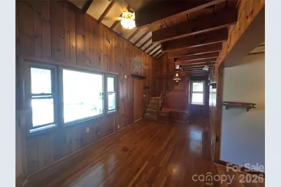 159 Hubert Street, Newland, NC 28657 - Photo 6