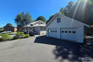 159 Hubert St, Newland, NC 28657 - Photo 40