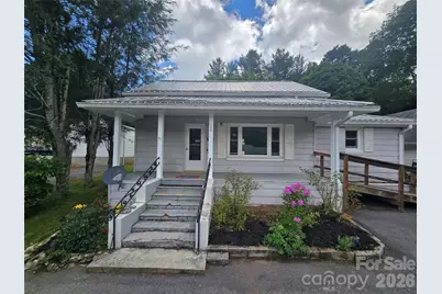 159 Hubert Street, Newland, NC 28657 - Photo 2
