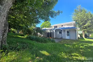 159 Hubert St, Newland, NC 28657 - Photo 32