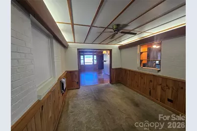 159 Hubert Street, Newland, NC 28657 - Photo 8