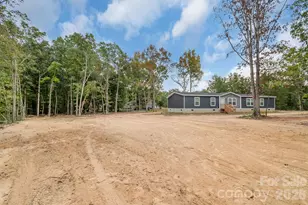 1120 Hammond Carnes Rd, Lancaster, SC 29720 - Photo 2