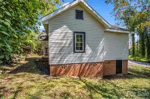 795 W Tate St, Marion, NC 28752 - Photo 10