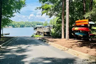 4224 Mountain Cove Dr, Charlotte, NC 28216 - Photo 48