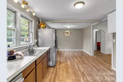 410 Westwood Circle, Waynesville, NC 28786 - Photo 10