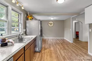 410 Westwood Cir, Waynesville, NC 28786 - Photo 10