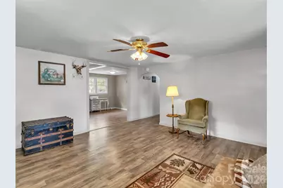 410 Westwood Circle, Waynesville, NC 28786 - Photo 8