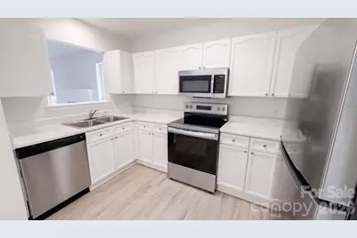 5006 Elizabeth Road, Charlotte, NC 28269 - Photo 6