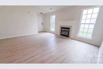 5006 Elizabeth Road, Charlotte, NC 28269 - Photo 8