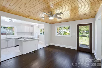 1733 Merry Oaks Road, Charlotte, NC 28205 - Photo 10