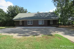 802 Horseshoe Lake Rd, Lincolnton, NC 28092 - Photo 1