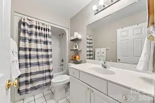 81 Emerald Point Dr, Taylorsville, NC 28681 - Photo 24