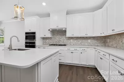 11225 Lochmere Road, Charlotte, NC 28278 - Photo 4