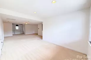 15203 Gathering Ct, Charlotte, NC 28278 - Photo 18