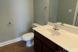 1000 E Woodlawn Road E, Charlotte, NC 28209 - Photo 4