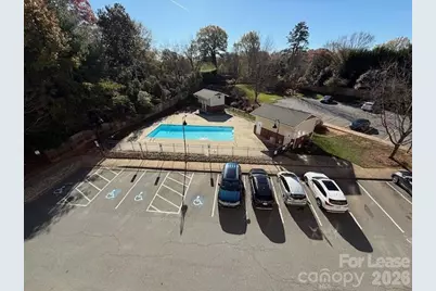 1000 E Woodlawn Road E #303, Charlotte, NC 28209 - Photo 18
