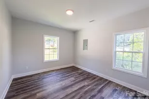 604 Stewart Ct, Statesville, NC 28677 - Photo 10