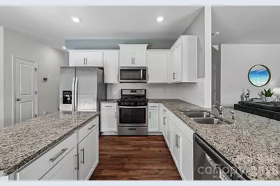 7105 Pennyroyal Way, Charlotte, NC 28216 - Photo 14