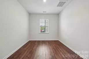 7105 Pennyroyal Wy, Charlotte, NC 28216 - Photo 16