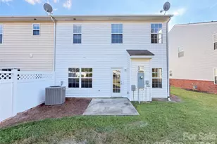152 Clydesdale Ct, Matthews, NC 28104 - Photo 6